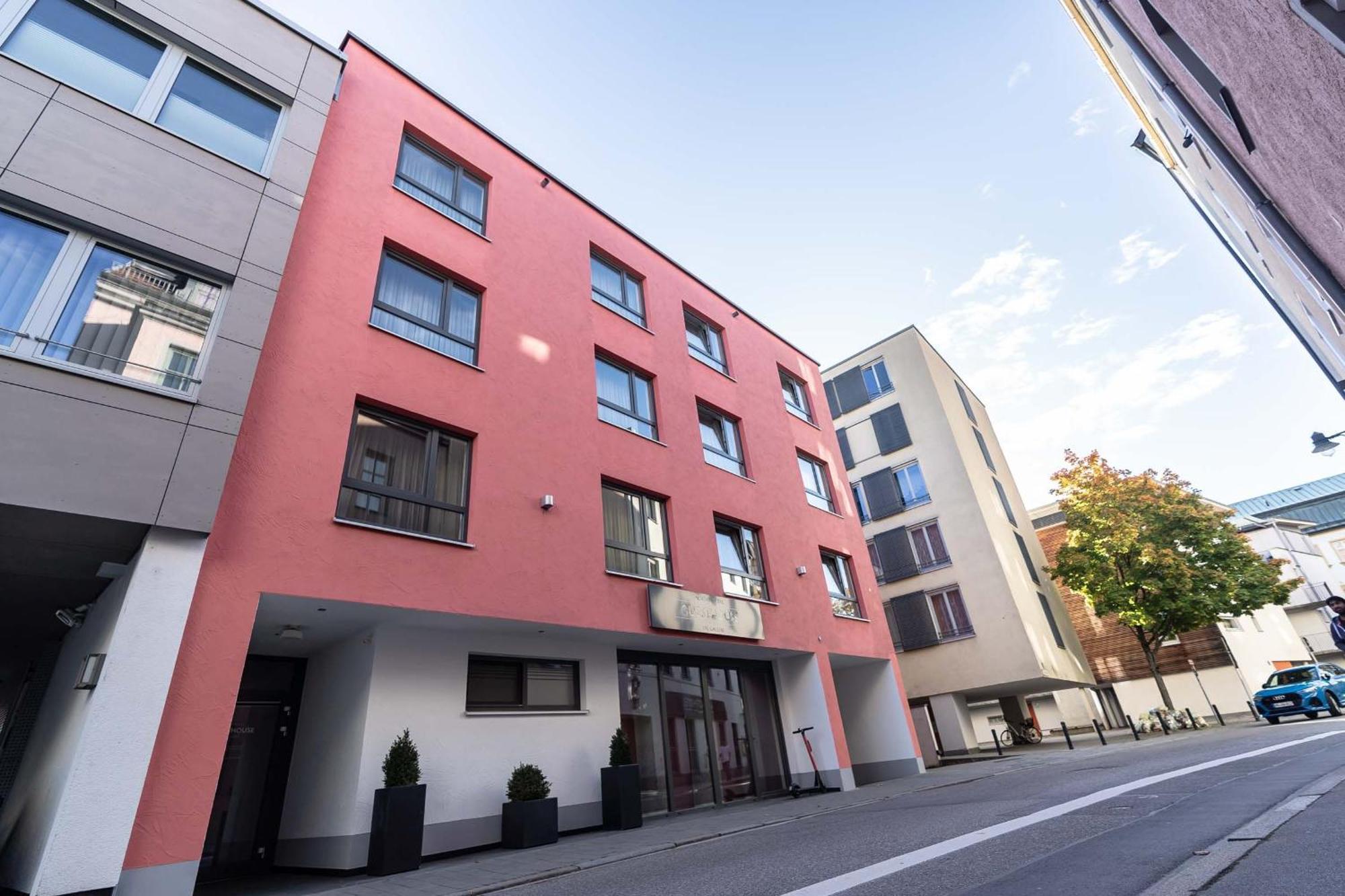 Altstadthotel Guesthouse Die Galerie Ingolstadt Exteriör bild