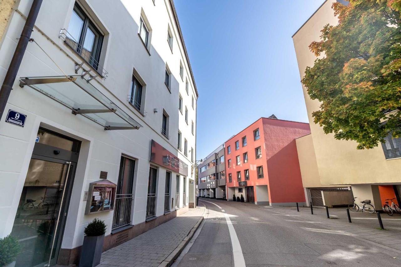 Altstadthotel Guesthouse Die Galerie Ingolstadt Exteriör bild