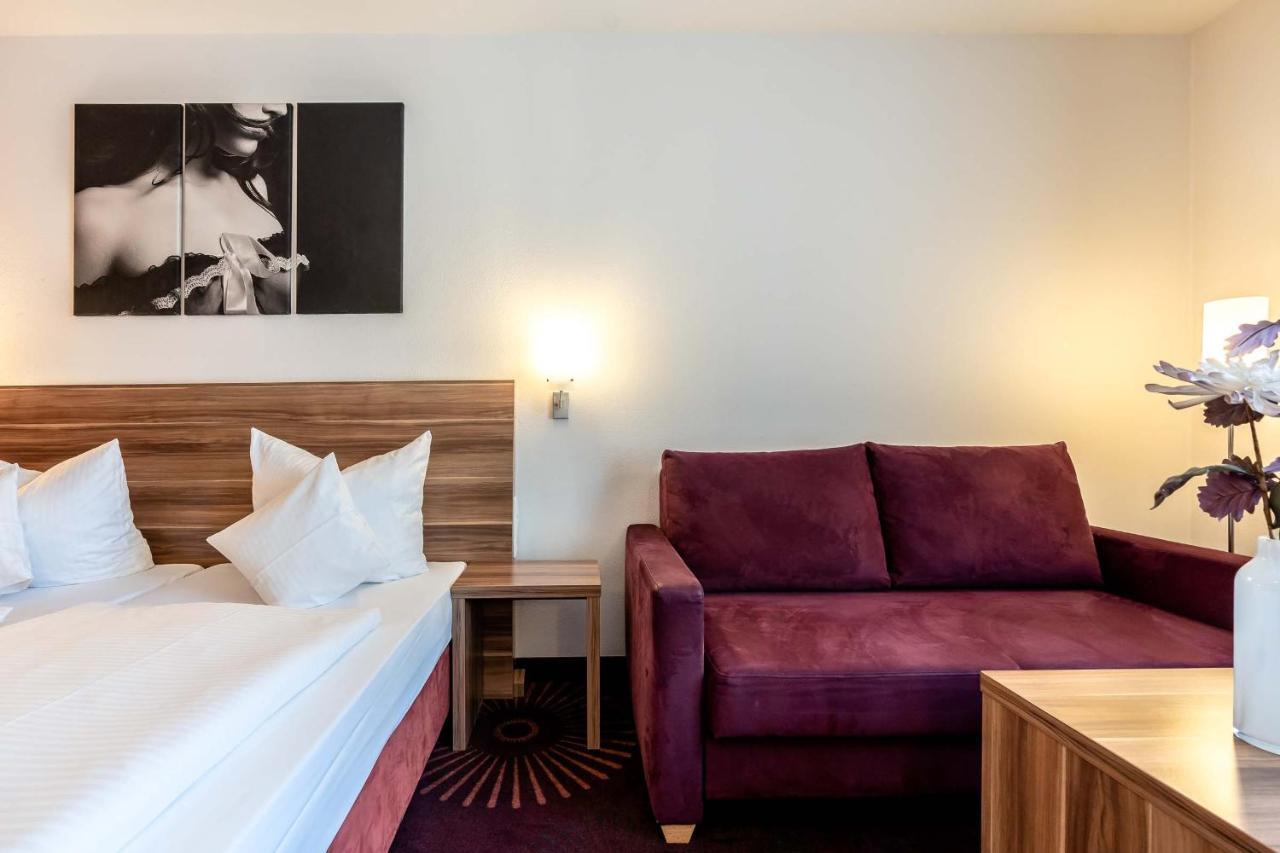 Altstadthotel Guesthouse Die Galerie Ingolstadt Exteriör bild