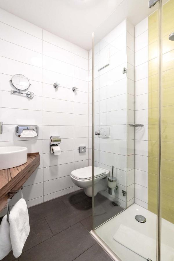 Altstadthotel Guesthouse Die Galerie Ingolstadt Exteriör bild
